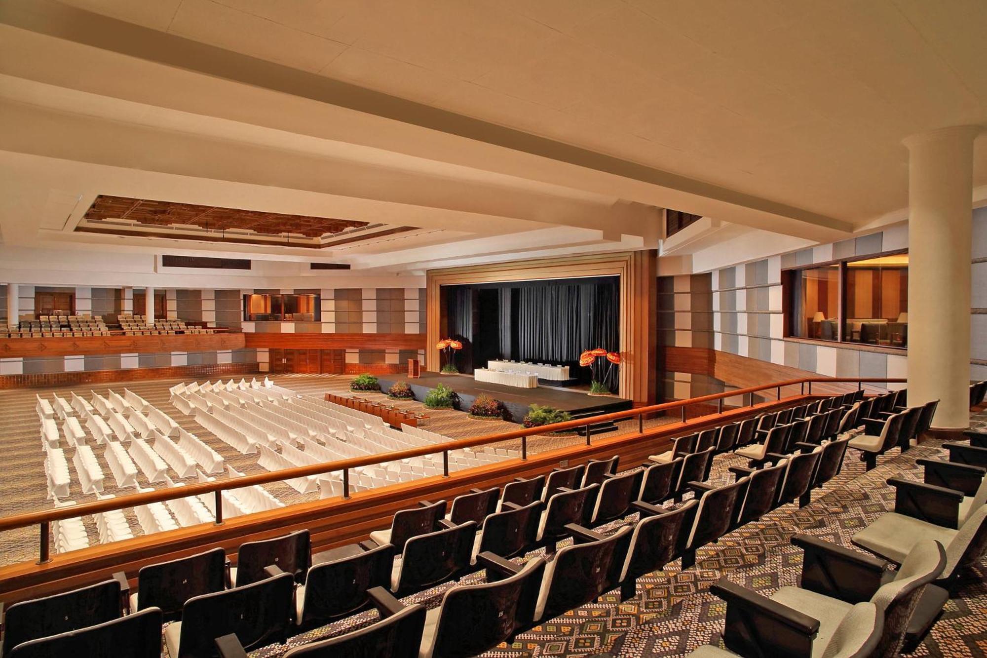 The Westin Resort Nusa Dua, Bali Nusa Dua  Extérieur photo The interior of the theater